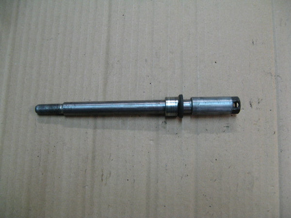 Axe de roue avant pour Honda 600 Transalp - PD06