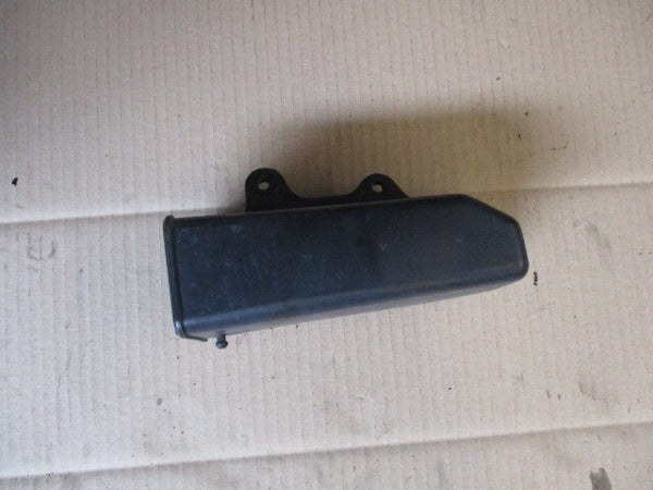 Boite à outils vide et sans porte pour Aprilia 125 Tuareg