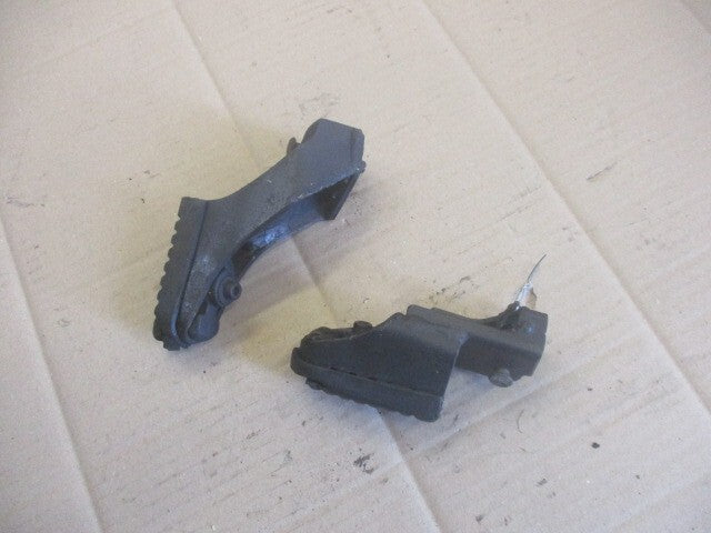 Cales pieds avant pour Honda 650 NX Dominator - RD08A