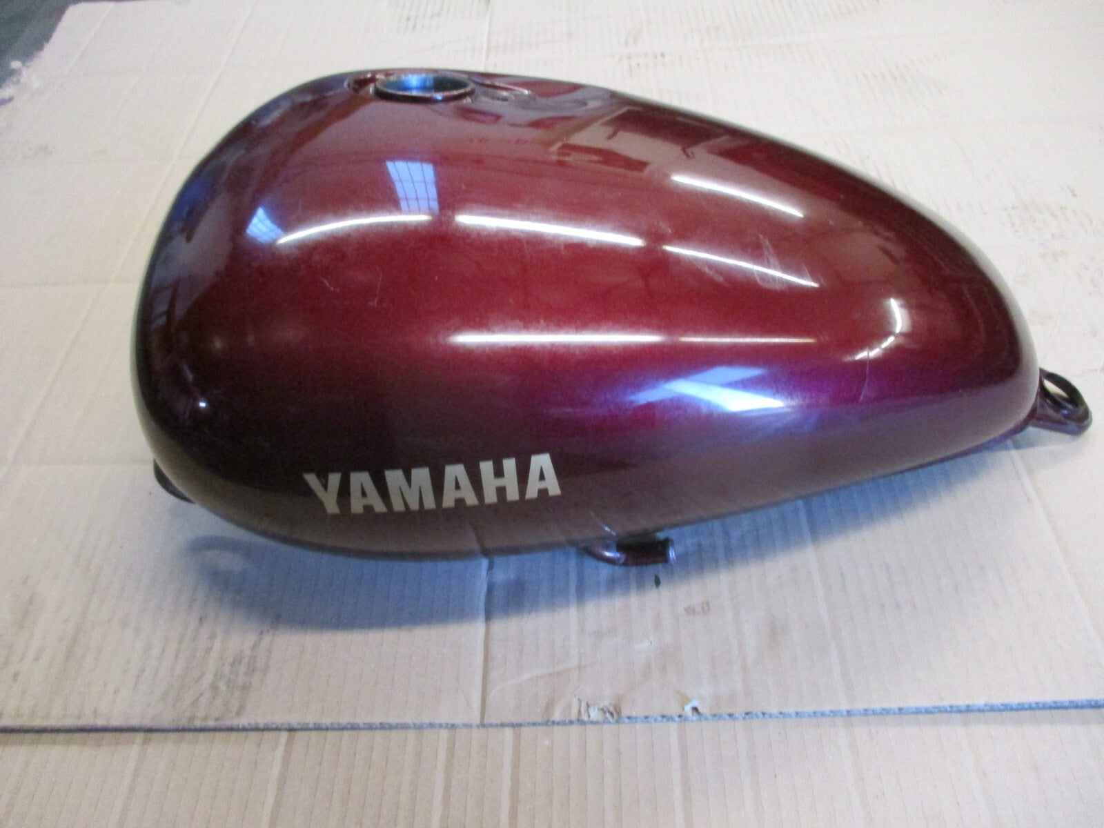 Réservoir d'essence pour Yamaha 535 XV Virago - 2YL