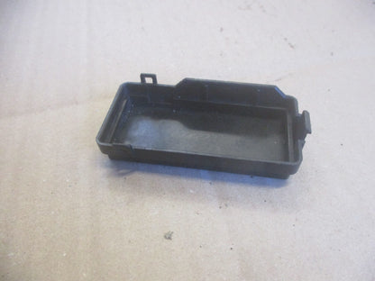 Cache capot fusibles pour Honda 750 VFR - RC36 - Phase 1 - 1990/1993