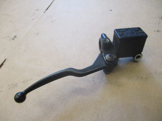 Maitre cylindre de frein avant pour Suzuki 650 DR RS SE - SP42A - SP43A