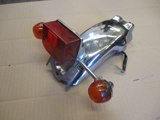 Garde boue arrière + feu + clignotants pour Honda 125 CM - JC05