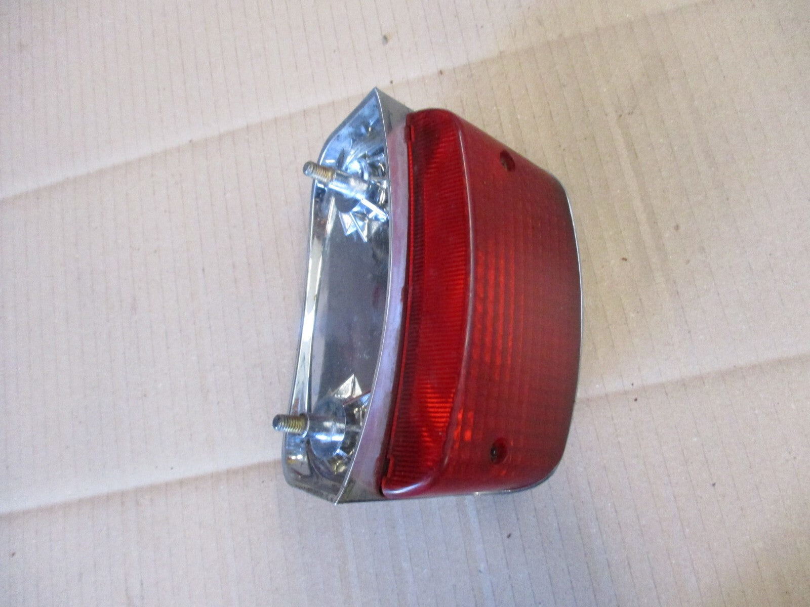 Feu arrière pour Honda 125 Rebel - JC24A - JC26A