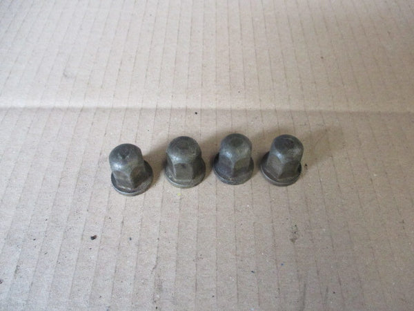 Ecrous de fixation culasse pour Aprilia 125 Tuareg