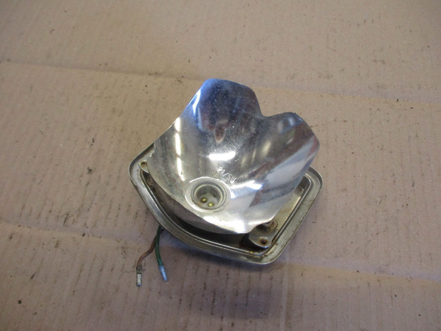 Feu arrière sans cabochon pour Honda 125 CBT - CB125T - 125 Twin