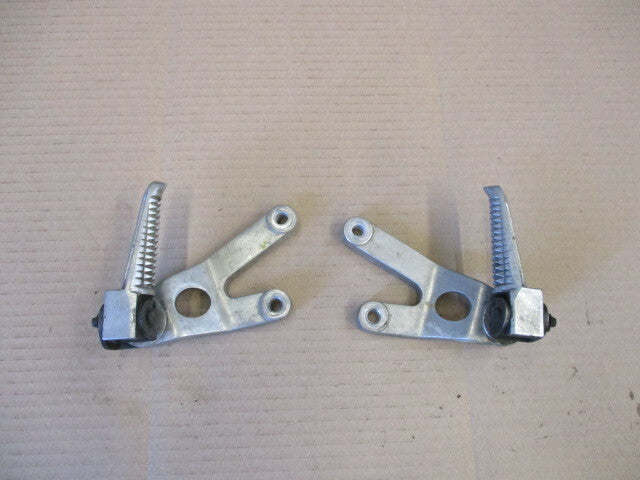 Cales pieds arrière pour Yamaha 125 TZR - 4FL