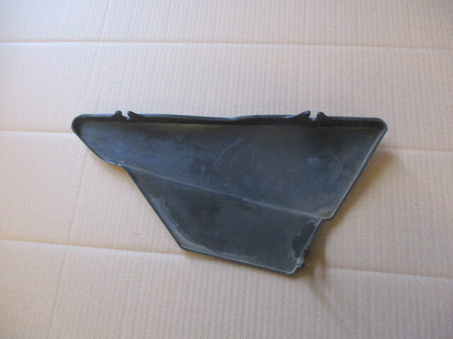 Cache latéral gauche noir pour Yamaha 125 DTMX - 2A8