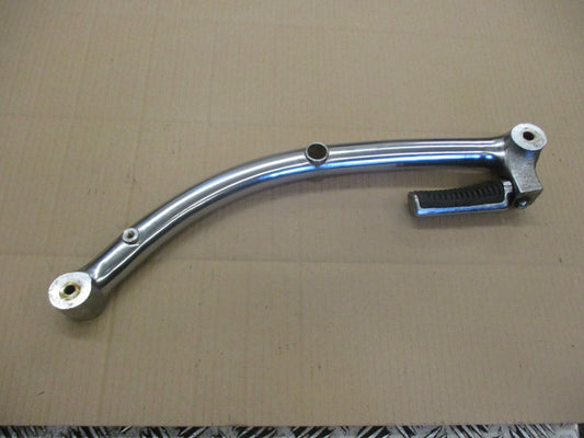 Support garde boue + cale pied arrière droit Suzuki 1400 VS Intruder - VX51L