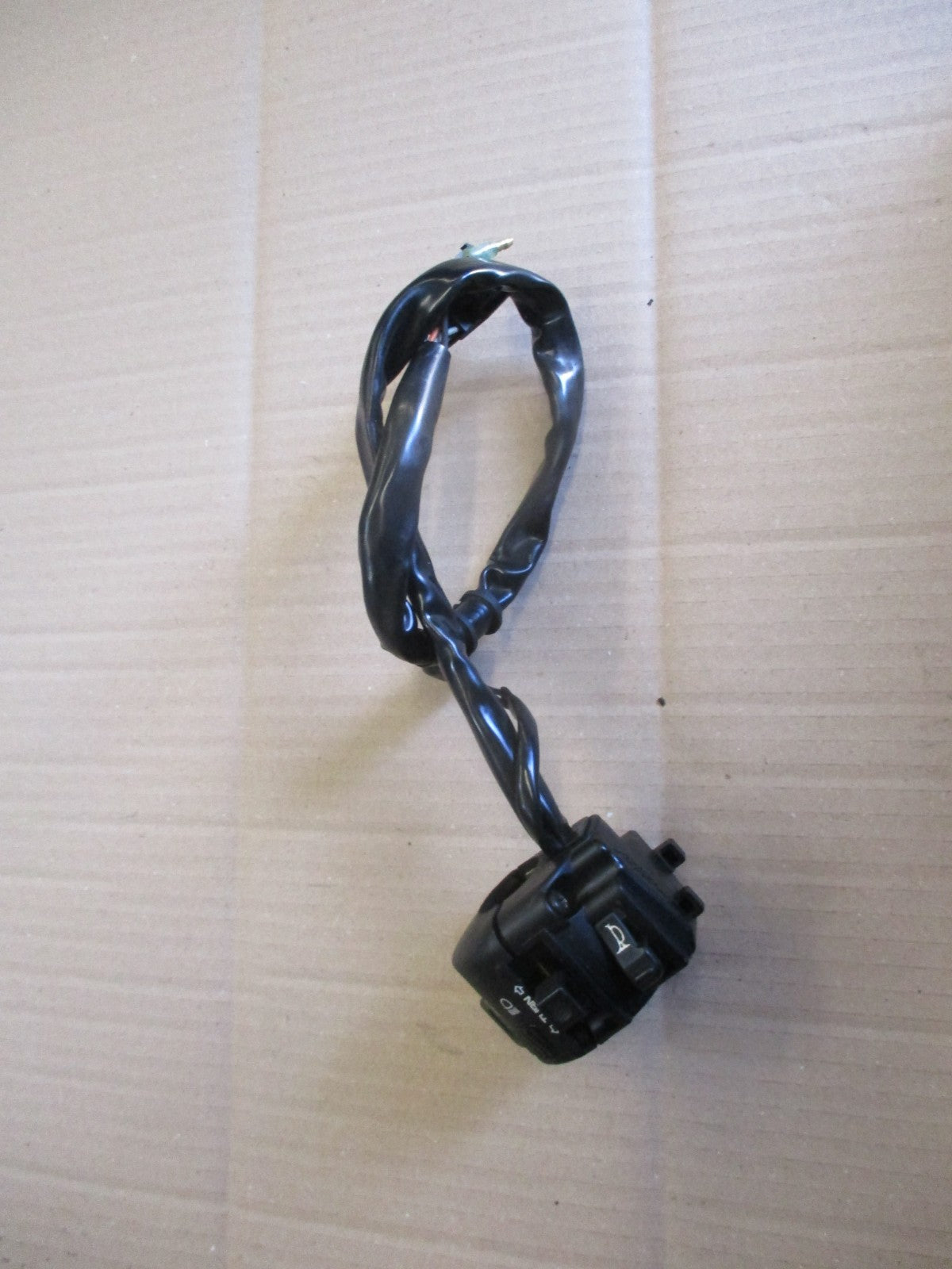Commodo gauche pour Honda 125 XR L - JD19 - JD19A - JD1911