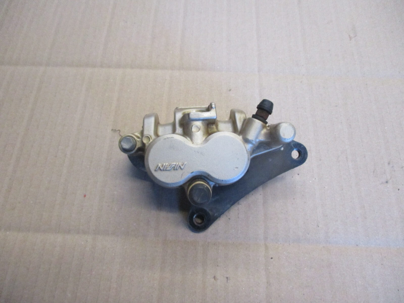 Etrier de frein avant pour Honda 125 CBR - JC34