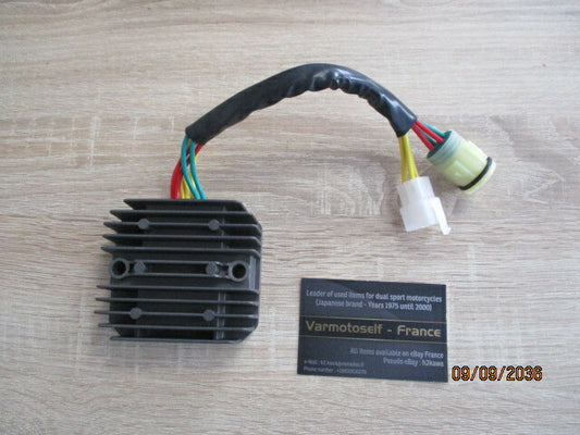 Régulateur NEUF pour Honda 750 XRV Africa Twin - RD07