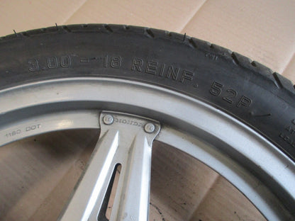 Roue avant Honda 125 CBT - CB125T - 125 Twin - Disque avec 5 trous de fixation