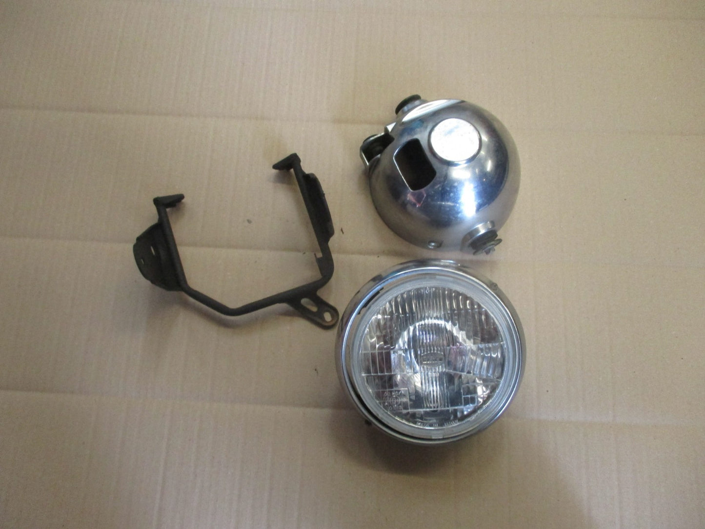 Araignée + phare pour Yamaha 125 TW - DE01 - DE054