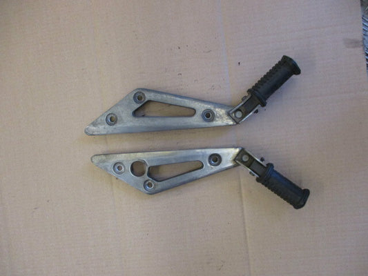 Platines cales pieds arrière pour Yamaha 400 XJ - 4V7