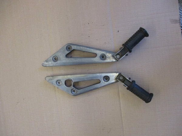 Platines cales pieds arrière pour Yamaha 400 XJ - 4V7