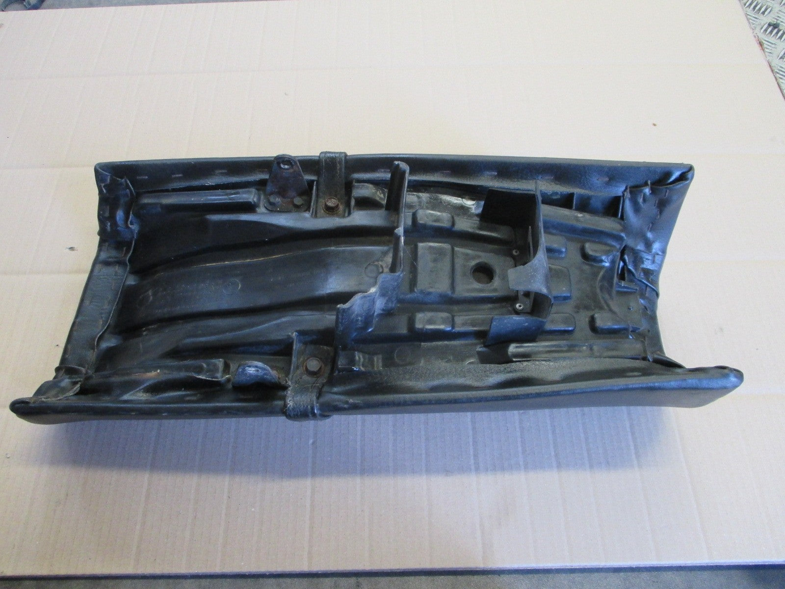 Selle pour Yamaha 125 XT - 12V - 3YU