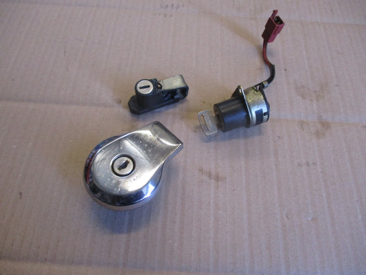 Nieman + bouchon essence + serrure de casque pour Yamaha 125 SR - 10F