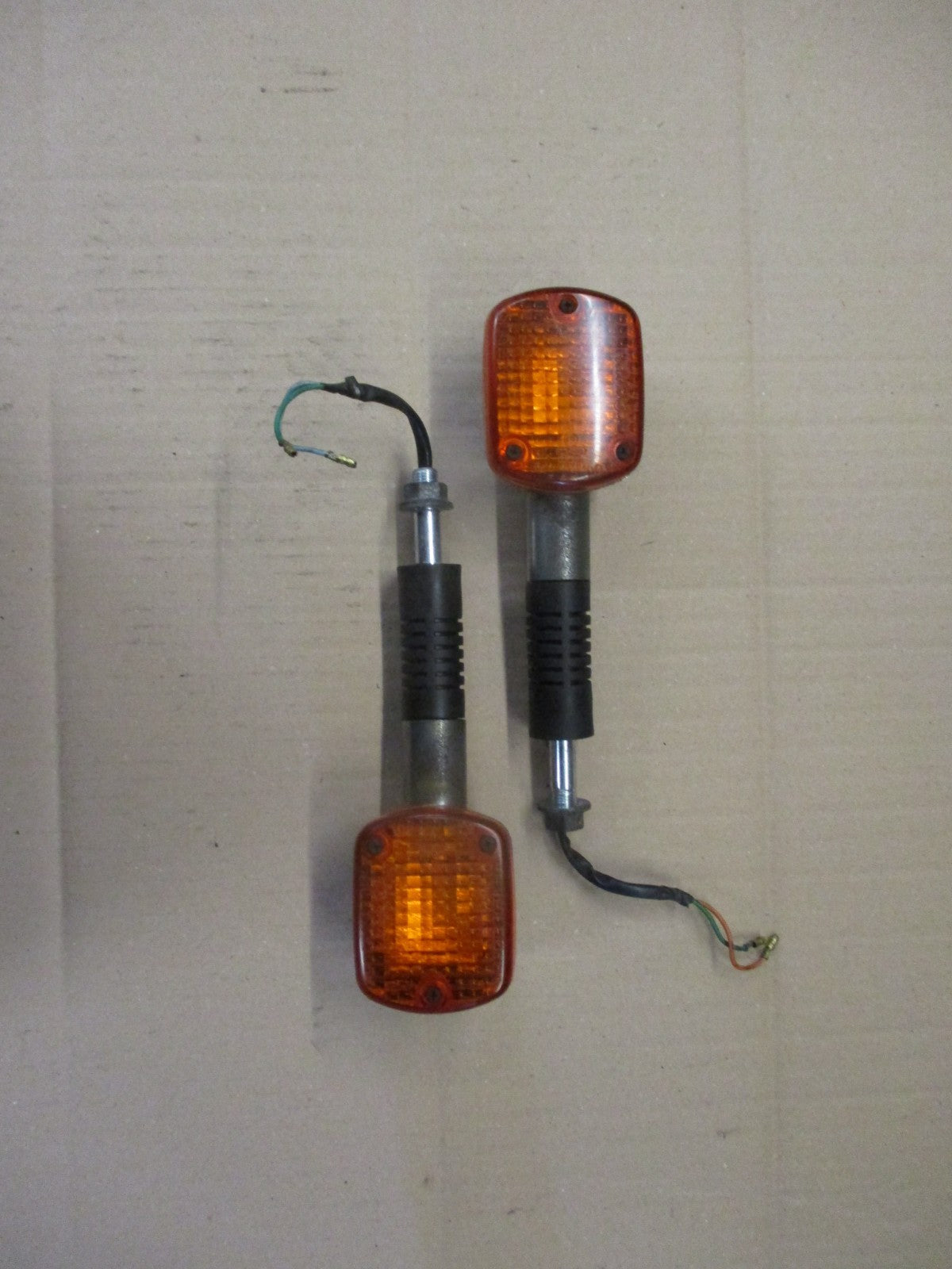 Clignotants avant pour Honda 125 Rebel - JC24A - JC26A