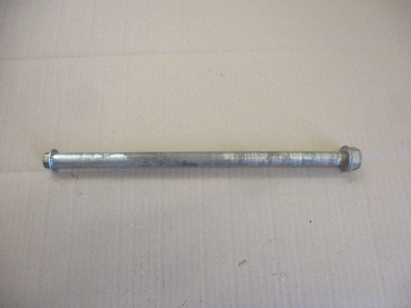 Axe de bras oscillant pour Honda 700 XLV Transalp - RD13A