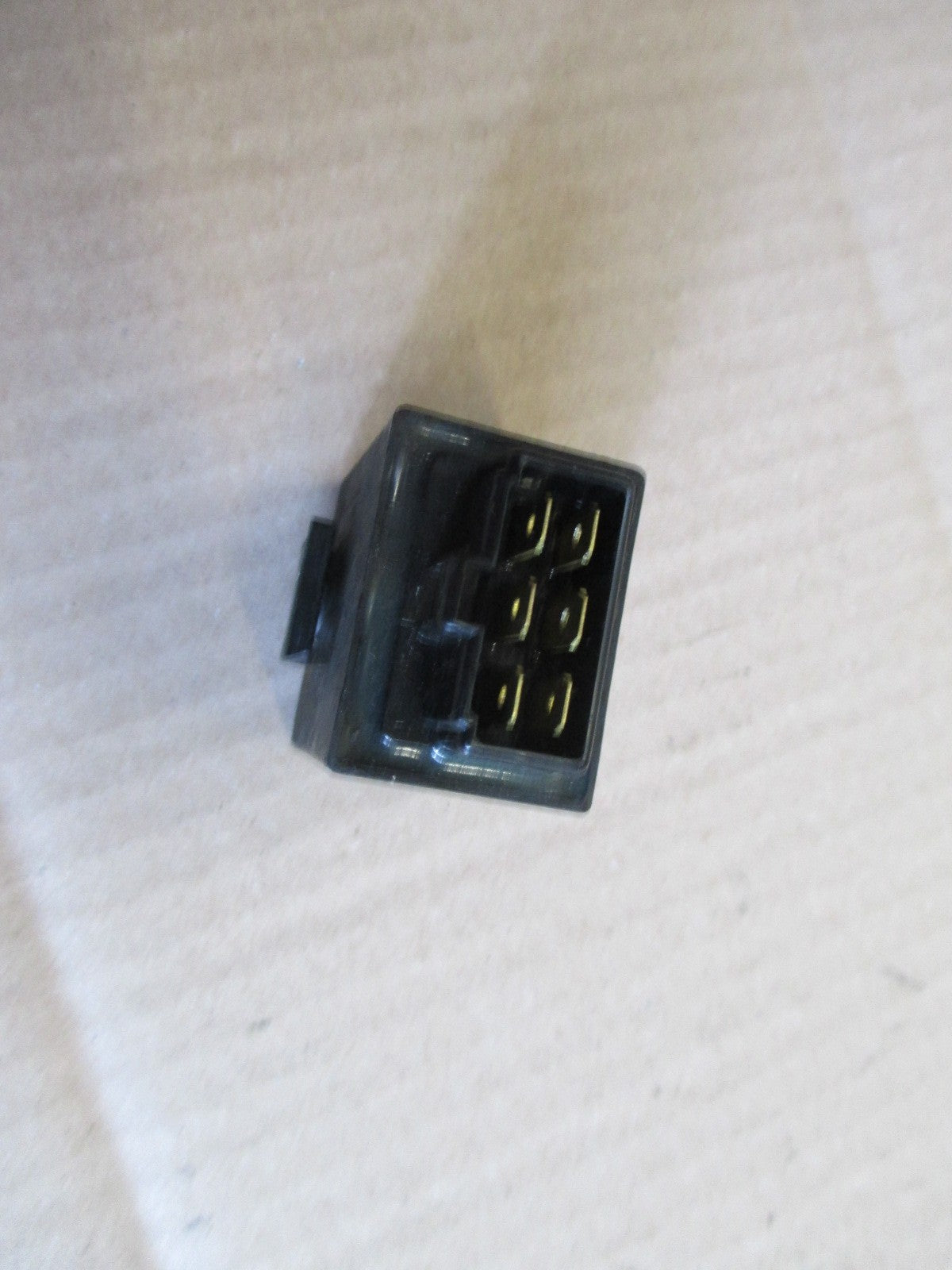Relais 32910-44B00 pour Suzuki 750 DR - 800 DR - SR41A - SR42A - SR43A