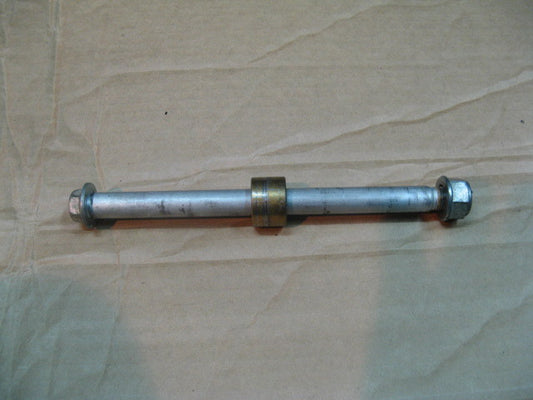Axe de roue avant pour Honda 125 NX Transcity - JD12