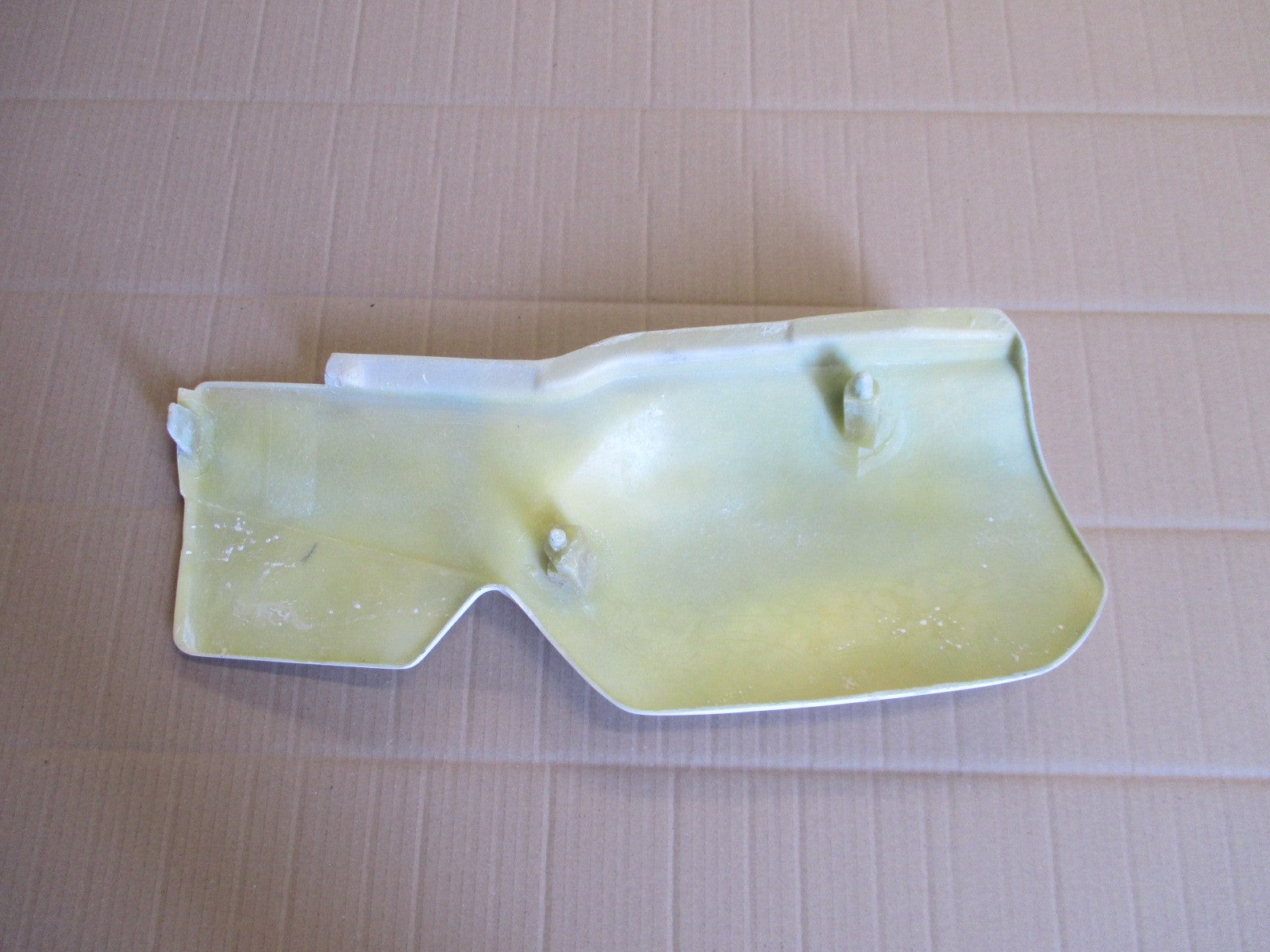 Cache latéral droit NEUF pour Yamaha 600 Ténéré - 1VJ