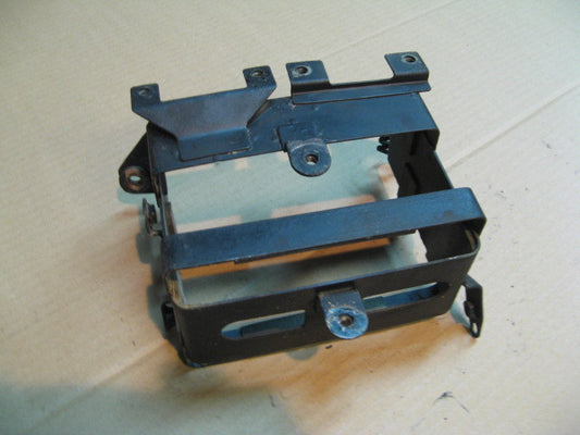 Support batterie pour Suzuki 650 DR RS SE - SP43A