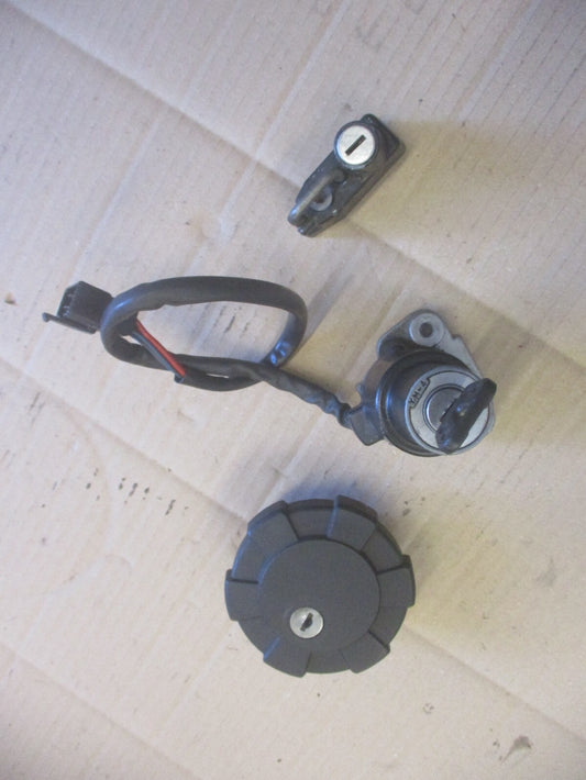 Nieman + bouchon + serrure de casque pour Yamaha 660 XTZ - 3YF