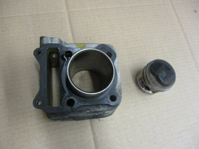 Cylindre / piston pour Suzuki 125 GN - NF41A