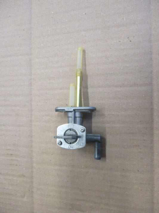 Robinet d'essence pour Suzuki 125 GZ Marauder