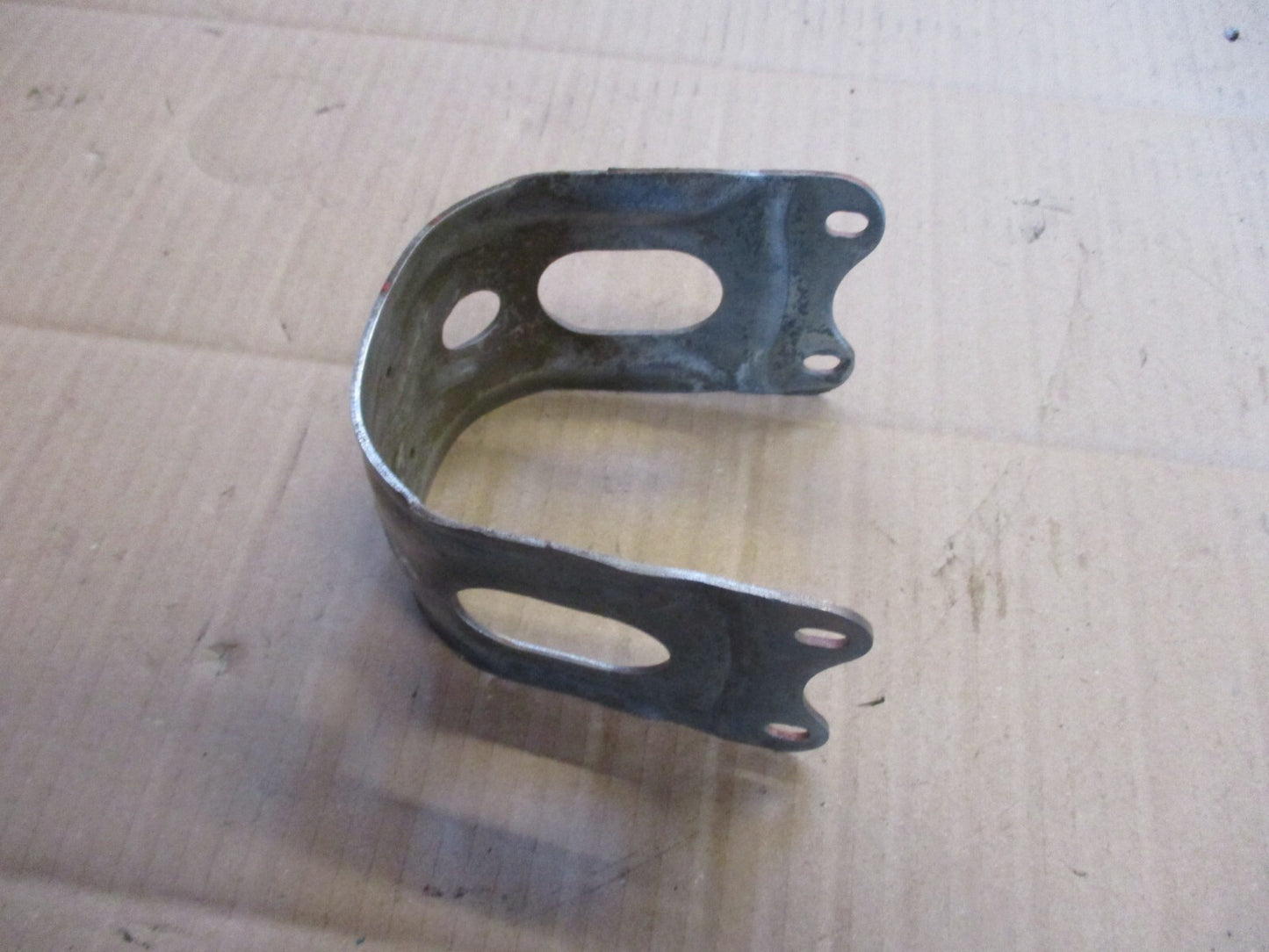 Support renfort de garde boue avant pour Yamaha 125 TY