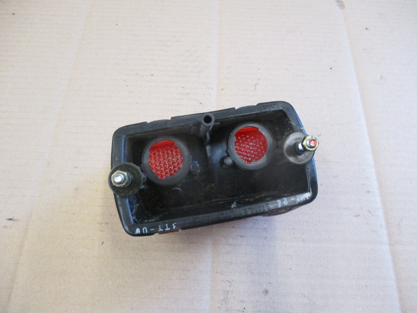 Feu arrière pour Yamaha 125 TZR - 2RL