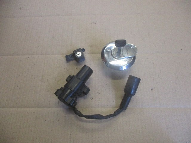Nieman + bouchon essence + serrure de casque pour Honda 125 XR - JD19A - JD1911