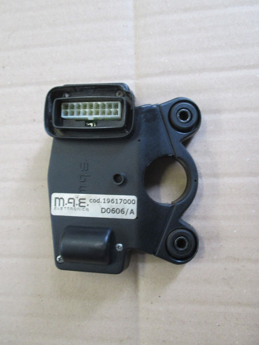 Bloc compteur pour Yamaha 125 XTX - XTR Phase 1 - 2 rangées de contacts