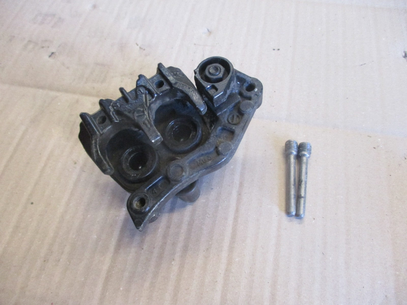 Etrier de frein avant pour Honda 600 XLR - PD03