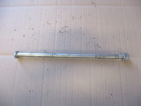 Axe de bras oscillant pour Honda 125 CBF - JC40A