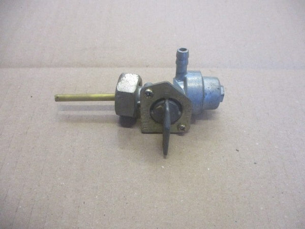 Robinet essence pour Honda 450 C Rebel CMX - 450CMX  - 1986