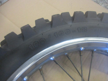 Roue arrière avec pneu Michelin en bon état pour Honda 125 XLS - XR