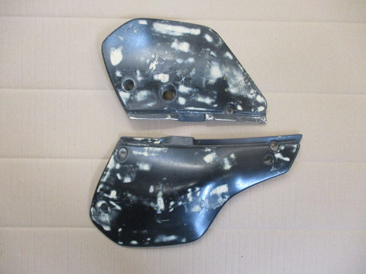 Caches latéraux pour Kawasaki 125 KMX - MX125B