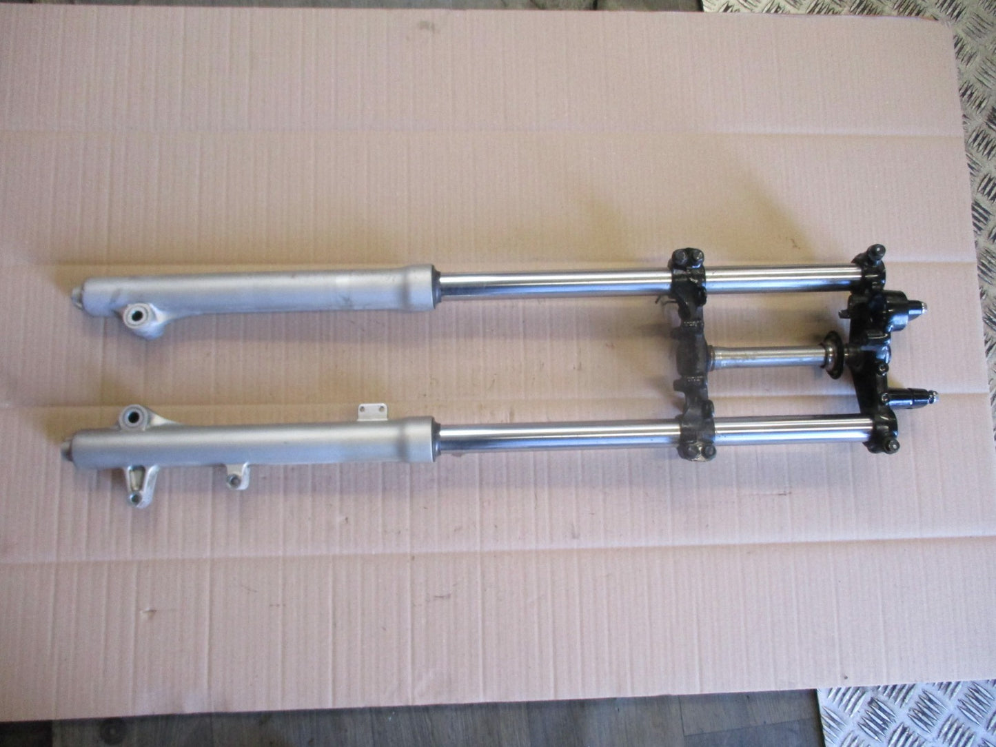 Fourche pour Honda 125 XR L - JD19 - JD19A - JD1911