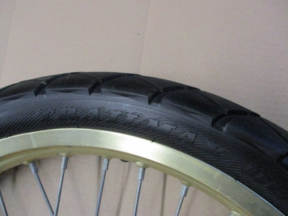 Roue avant - pneu Trailmax très peu roulé - Suzuki 600 DR - SN41A - Couleur "or"