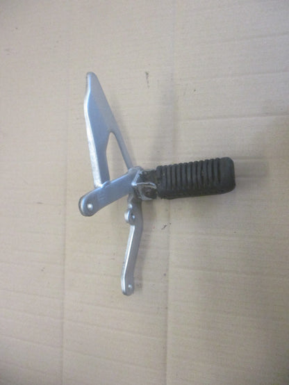 Platine cale pied avant gauche pour Yamaha 125 TZR - 2RL