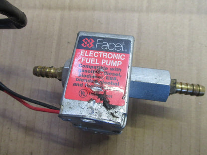 Pompe essence pour Honda 650 NTV REVERE - RC33