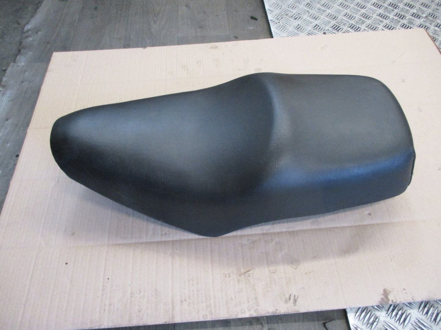 Selle pour Yamaha 125 SR - 10F