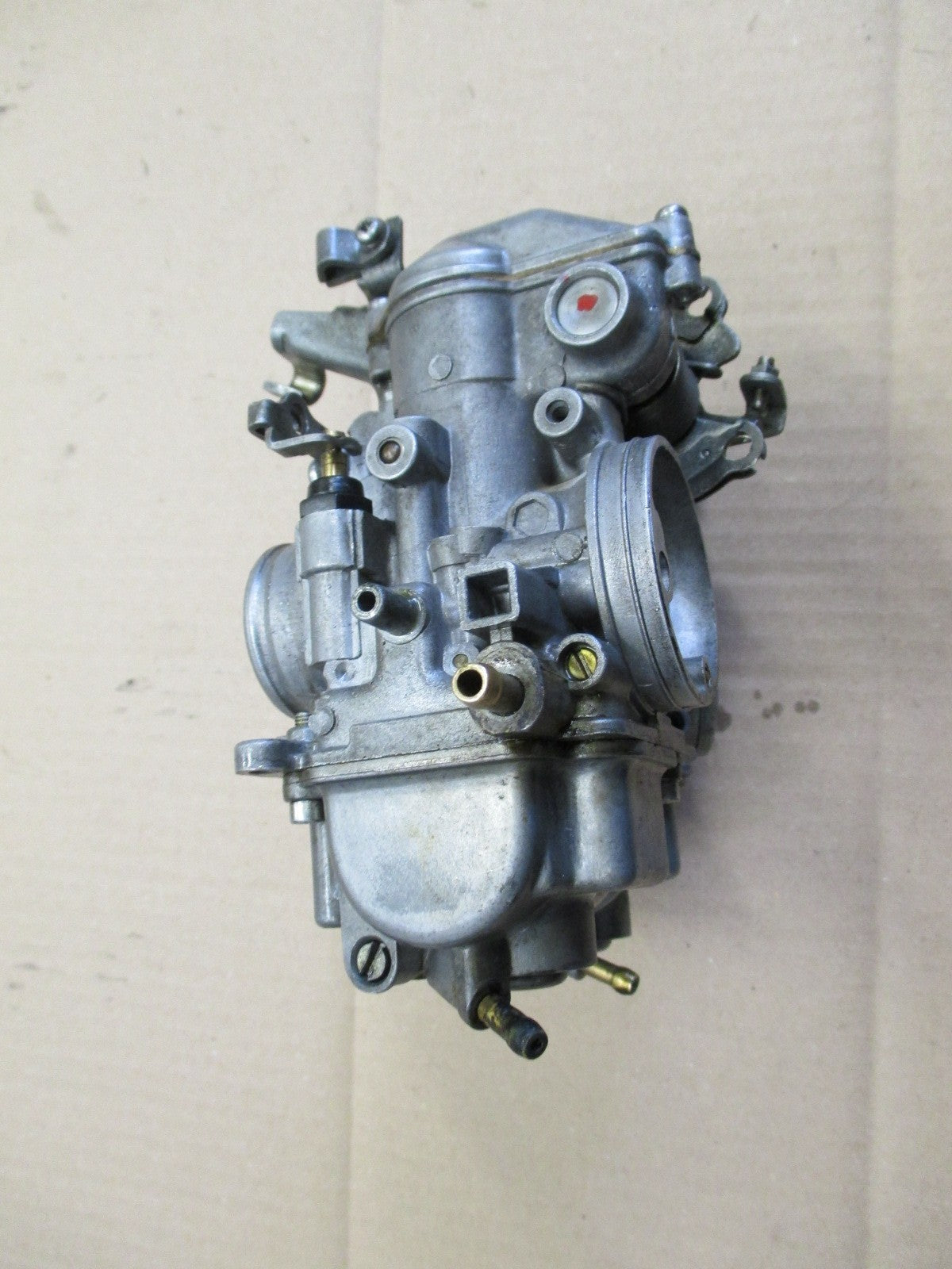 Carburateur pour Honda 600 XLL - XLM - XLLM - PD04