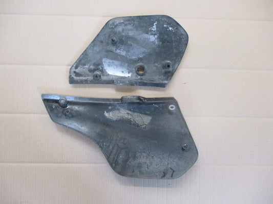 Caches latéraux pour Kawasaki 125 KMX - MX125B