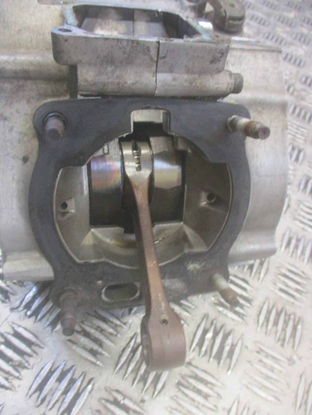 Bas moteur pour Yamaha 125 DTR sans demarreur - 3BP - 3BN - 3NC - 4BL à kick