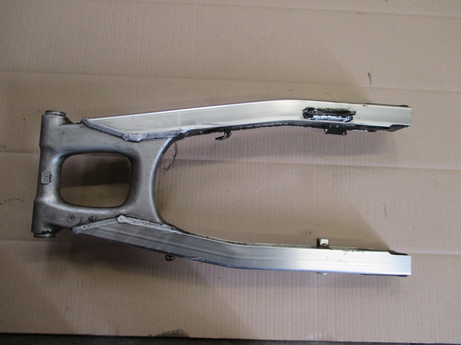 Bras oscillant pour Honda 600 XLL - XLM - XLLM - PD04