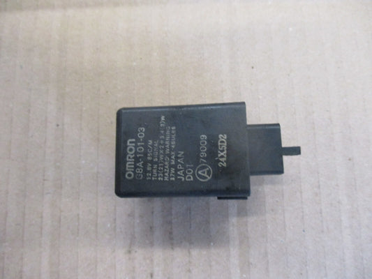 Centrale clignotants OMRON G8A-101-03 pour Yamaha - Kawasaki - Honda